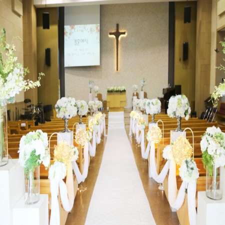 교회스몰웨딩 꽃길1